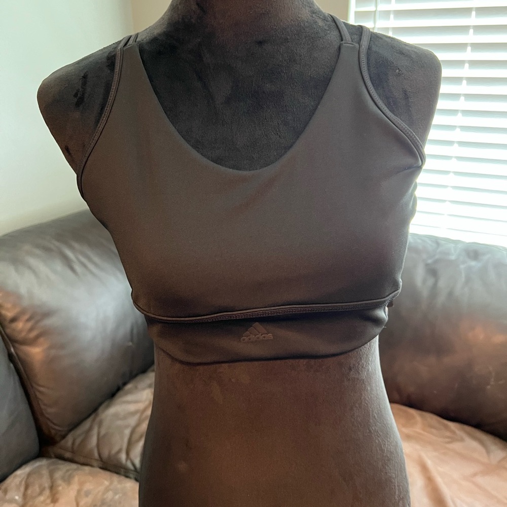Asia’s workout bra